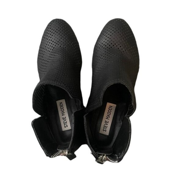 Steve Madden Boots 7 Shoe Black Booties Chunky Heel Shoes Spring Footwear Boot 7 - Picture 4 of 14